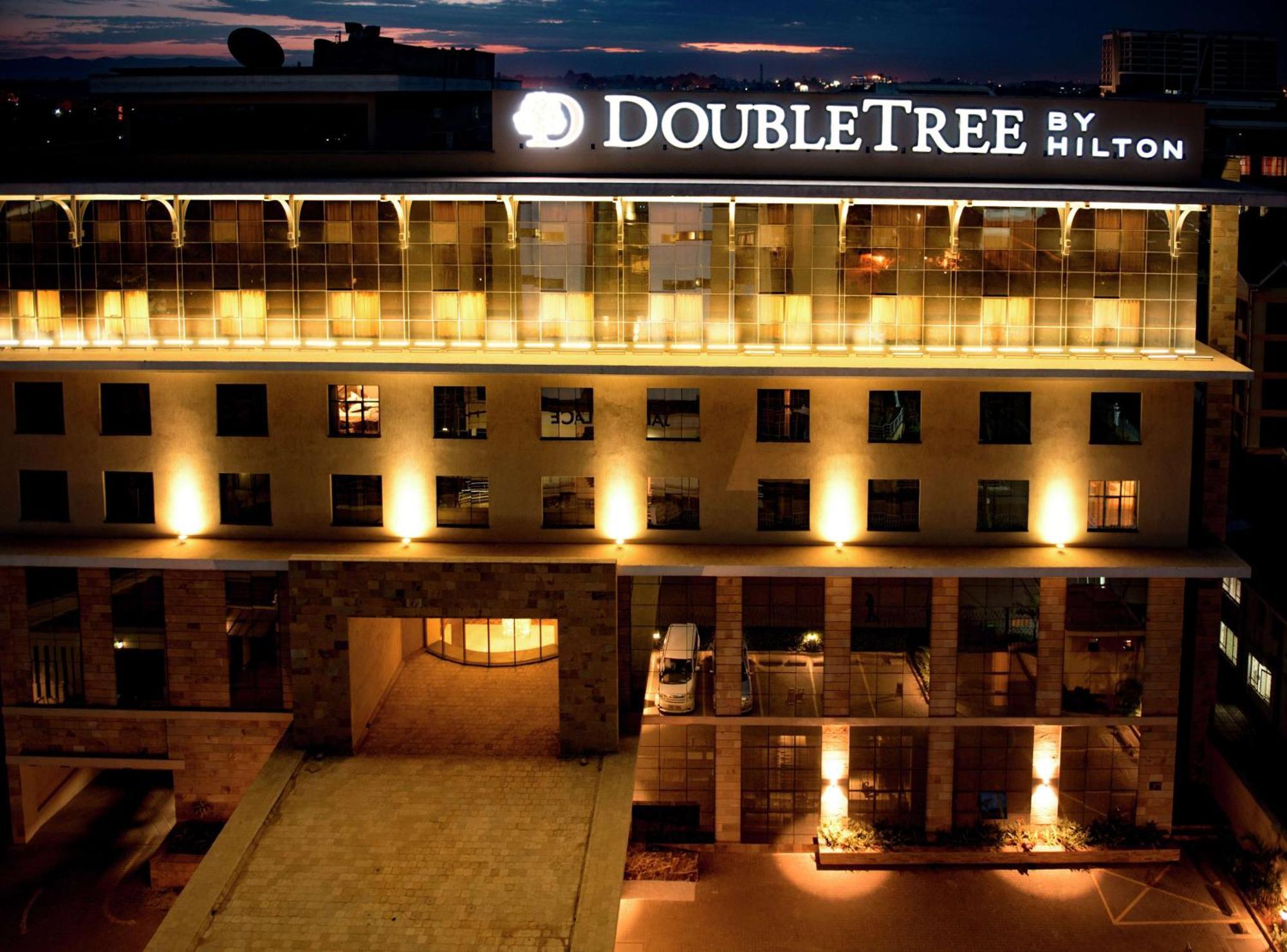 Doubletree By Hilton Nairobi Hotell Exteriör bild